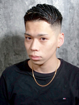 フェザーアップフェード