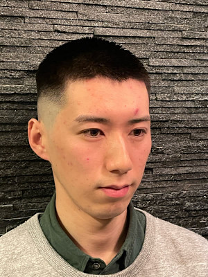 坊主フェード