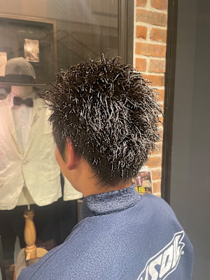 スパイキーショート