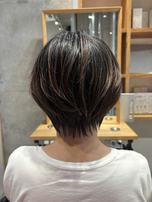 ◇大人40代50代60代ショートボブ丸みショート白髪ぼかし