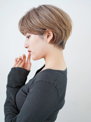 前下がりショート・ボブ/絶壁解消/前髪あり/40代/30代