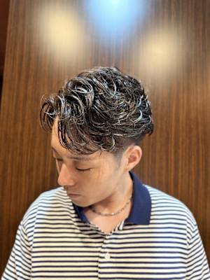 毛流れパーマ