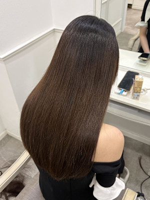 縮毛矯正と5ステップトリートメントで艶々ヘア＊まゆ