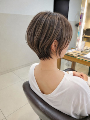 小田急相模原で叶う大人くびれショートの白髪ぼかし