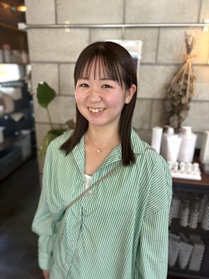 オリーブカラー