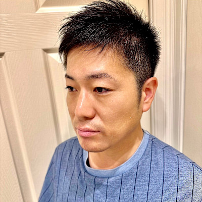 夏に映える☆黒髪シャープフェザーショート