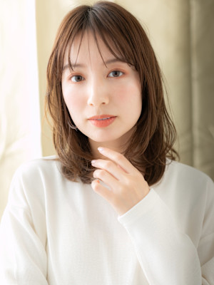 大人美人フレンチバング抜け感ロングウルフカット30代40代