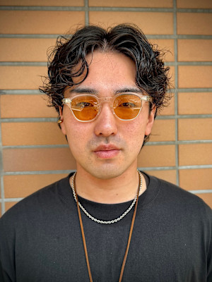 メンズセンターパートスパイラルパーマ