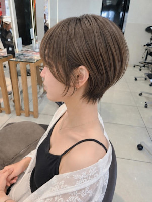 都内に行かなくても切れるくびれショート