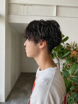 無造作ツイストスパイラルマッシュ