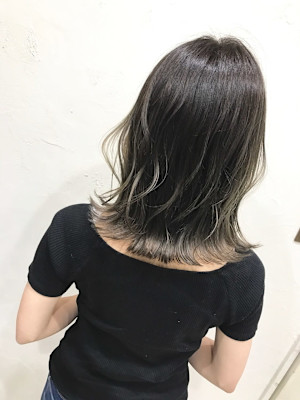 裾カラー　アッシュ