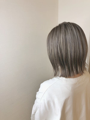 グレージュ　スタイル