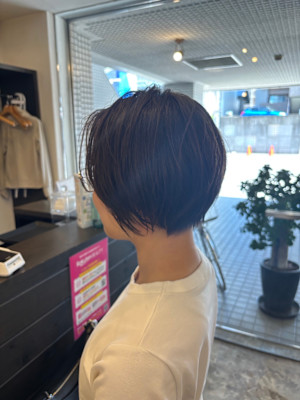 ショートボブ