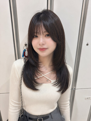 【伊勢原】イルミナカラー+髪質改善で叶える透明感オリーブ