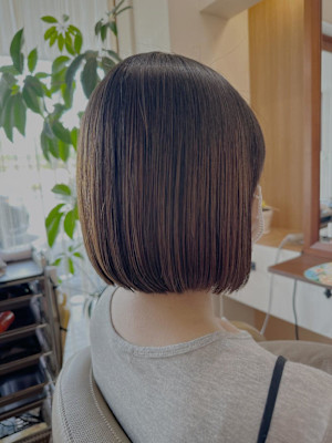 髪質改善ストレートボブ