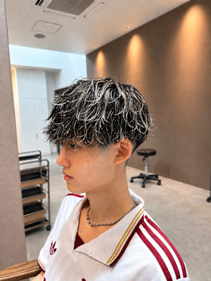 メンズハイライトパーマ