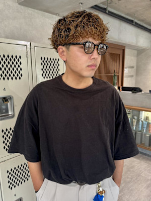 シャドウパーマスパイラルパーマメンズパーマピンパーマ眉カット