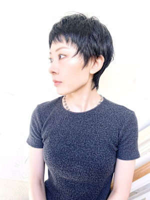 【morio成増 一戸】暗髪ベリーショート