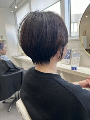 丸みのある後ろ姿が可愛いショート！