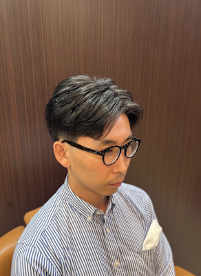 ツーブロック七三分け