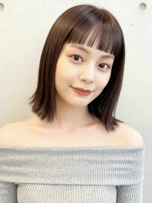 ぱっつん前髪ダークアッシュ切りっぱなしボブ　