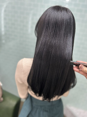 関内徒歩1分で叶える美髪/髪質改善/酸性ストレート/縮毛矯正