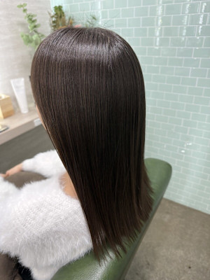 関内徒歩1分で叶える美髪/髪質改善/酸性ストレート/縮毛矯正