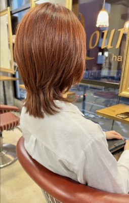 レイヤーカット大人っぽさと女性らしさを両立しやすいスタイル