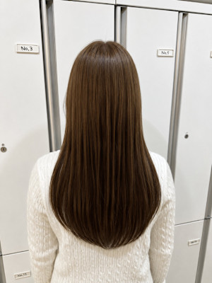 【伊勢原】イルミナカラー+髪質改善で叶える透明感オリーブ