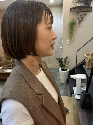 首元すっきりショートボブ/20代30代40代