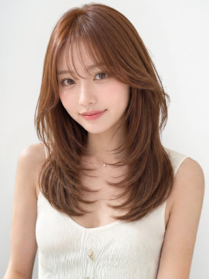 レイヤーカット 透明感カラー ベージュ 顔周りレイヤー 艶髪