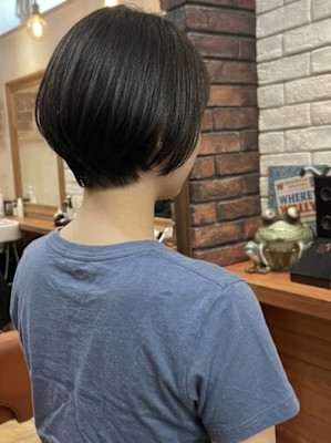 丸みのあるマッシュカットショート【457スタイル】