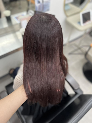 今の季節にぴったりな赤髪