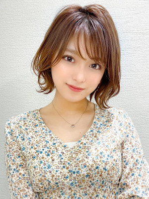 エアリーな揺れ感が魅力のラフウェーブ