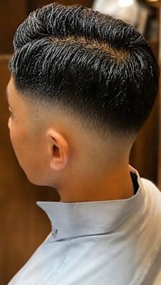 大宮メンズフェードサイドパートビジネスヘアバーバースタイル