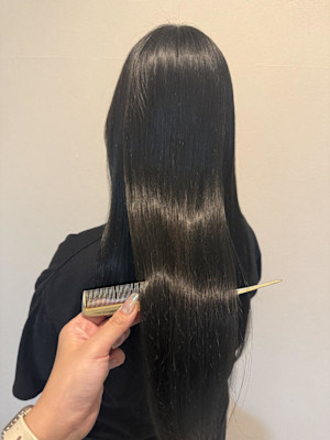 ダークグレージュヘアー