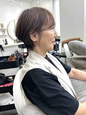マッシュショートで大人可愛く！