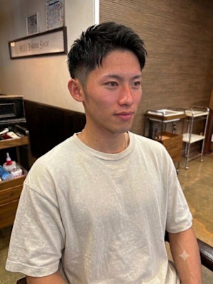 ツーブロックショートカルマヘアスリックバックジェットフェード