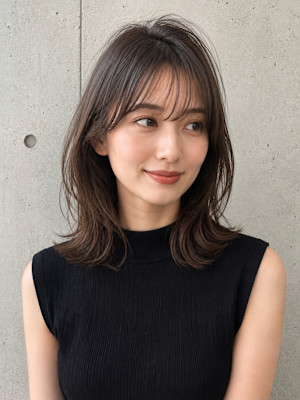大人可愛いミディアムレイヤー担当しおん