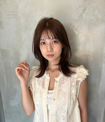 レイヤー　レイヤーカット　レイヤーミディ　くびれミディ