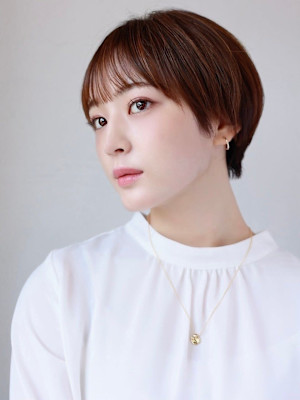 大人可愛い20代30代40代グレーベージュイメチェン似合わせ