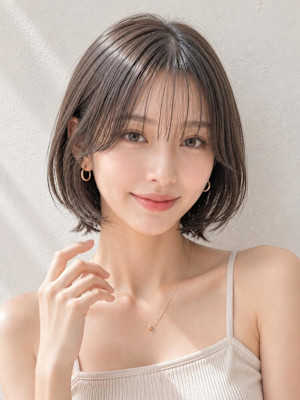 小顔くびれボブ×透明感グレージュ