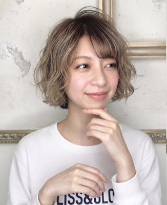 自分史上最高の艶感へ★カット＋極上Premiumトリートメン