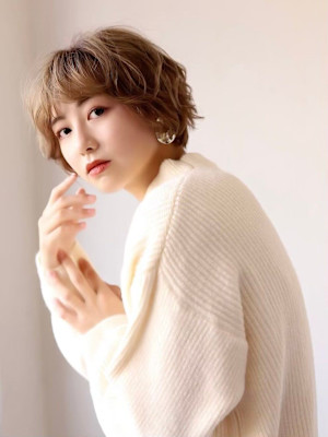 大人可愛い20代30代40代グレーベージュイメチェン似合わせ