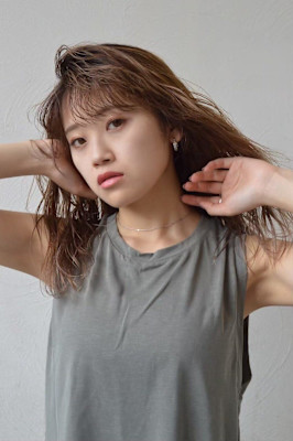 大人可愛い20代30代40代グレーベージュイメチェン似合わせ