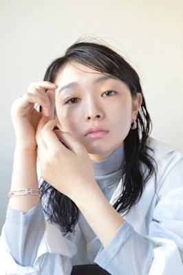 大人可愛い20代30代40代グレーベージュイメチェン似合わせ