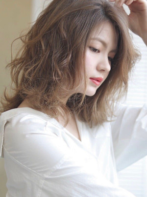 大人可愛い20代30代40代グレーベージュイメチェン似合わせ