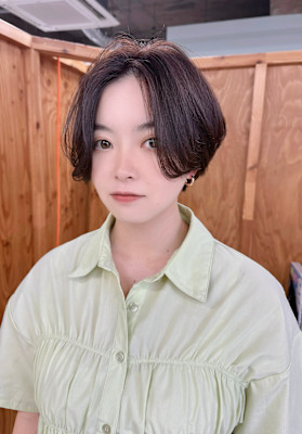 大人っぽいハンサムショート
