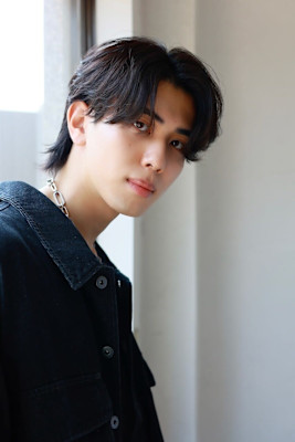 MEN’S HAIR カルマパーマアッシュブラックウルフパー