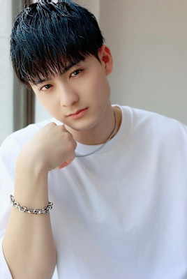 MEN’S HAIR マッシュパーマアッシュブラックカルマパ